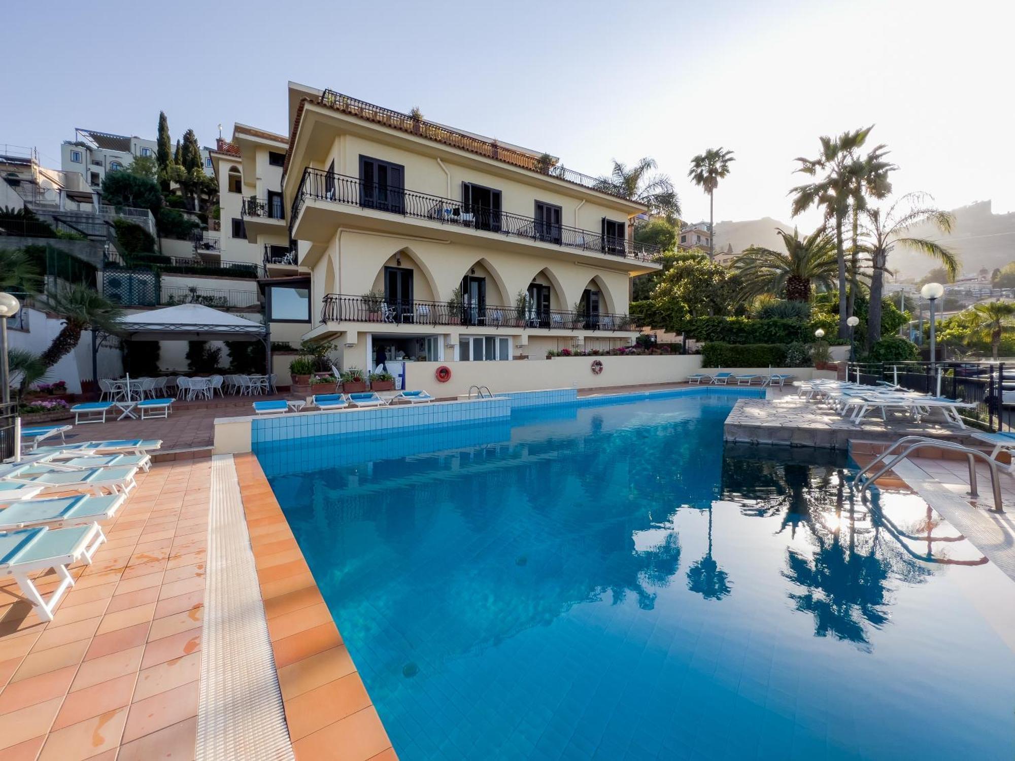 Hotel Sirius Ταορμίνα Εξωτερικό φωτογραφία